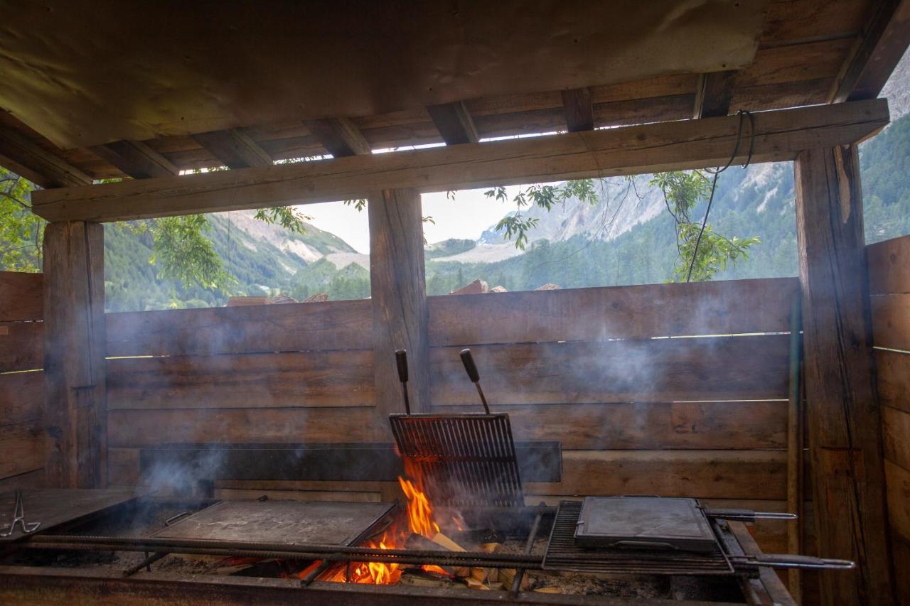 Hobo Camping Courmayeur Exterior photo
