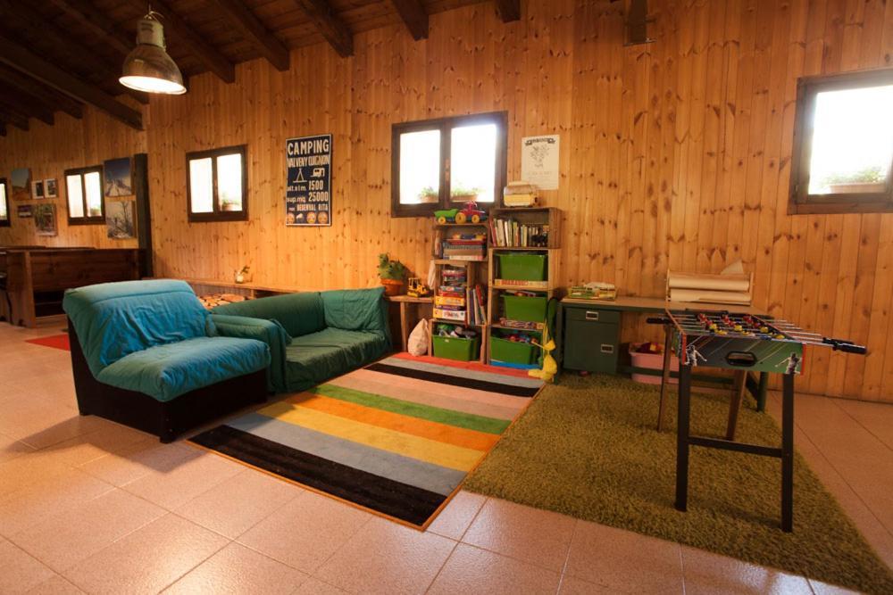 Hobo Camping Courmayeur Exterior photo